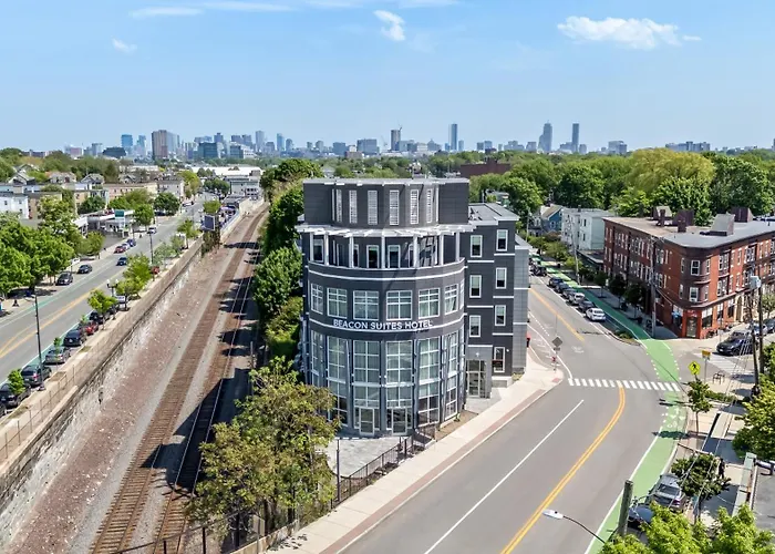 Beacon Suites Hotel
